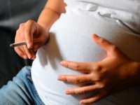 Κίνδυνος για την όραση του μωρού από το κάπνισμα της εγκύου